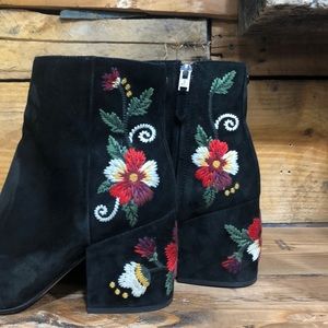 Sam Edelman floral suede embroidered boots Sz 6.5